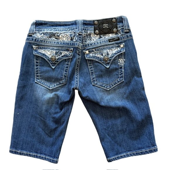 โจ MISS ME Low Rise Bermuda Jean Shorts ๐โ๏ธ Size 28 โจ - Picture 4 of 14